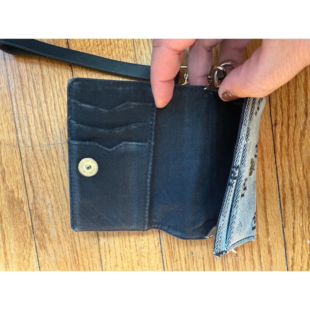 Vintage Dooney and Bourke Heart Print Wristlet Wallet - Picture 2 of 3